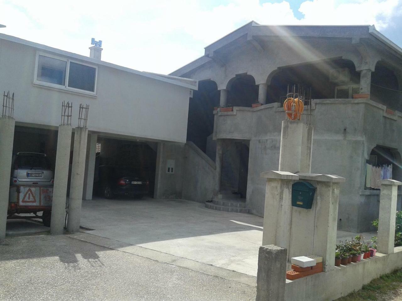Zecirovic Mnebar Apartment Bagian luar foto